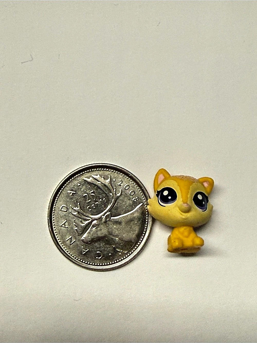 Hasbro Littlest Pet Shop #31 Pop O’Sunshine Teeniest Tiniest